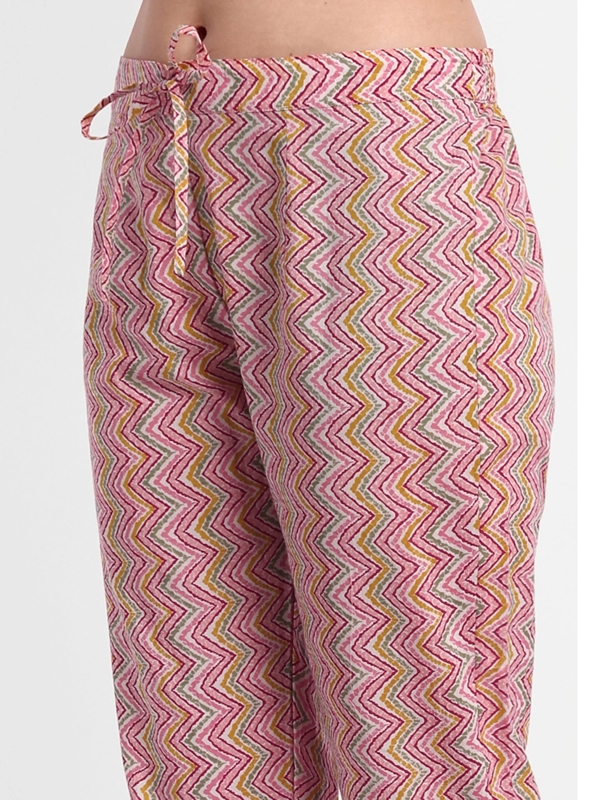 Stylish Printed Kurta Set in Pink Cotton