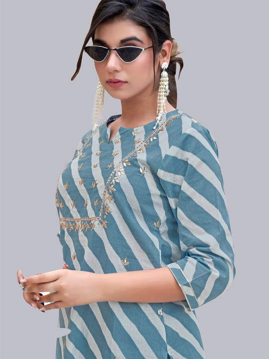 Women Blue Striped Pure Cotton Kurta with Trousers