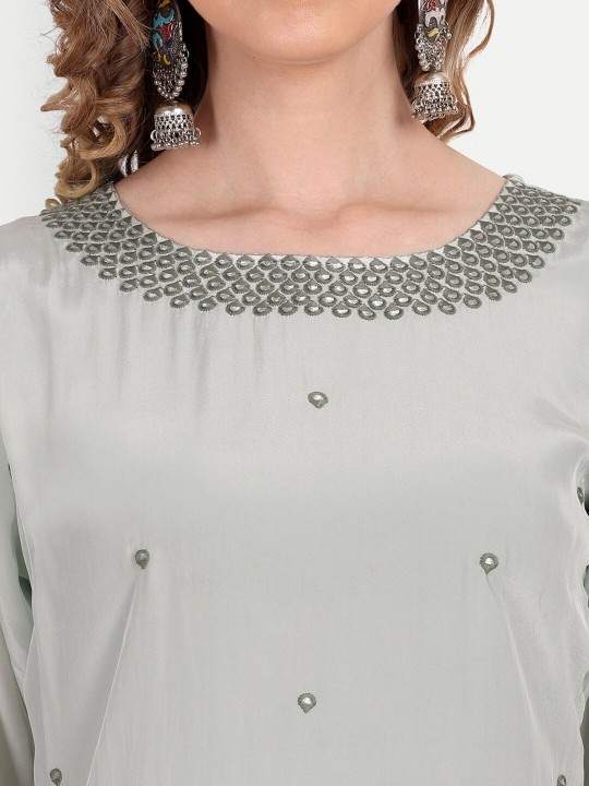 Women Ethnic Motifs Embroidered Mirror Work Kurta with Trousers